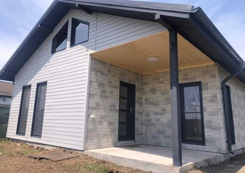 Case pe structura metalica