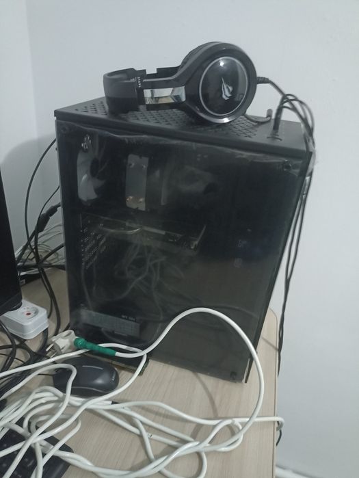 Продам комп фоткал на тапок