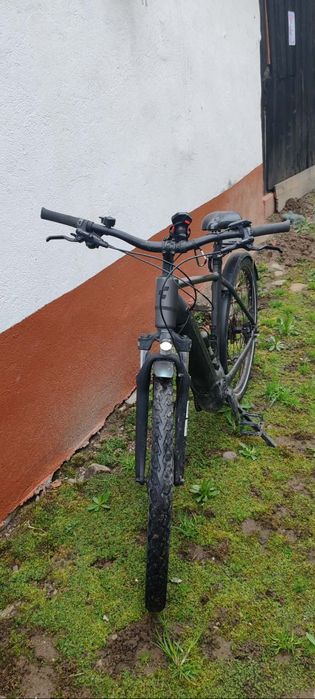 Bicicleta electrica CUBE