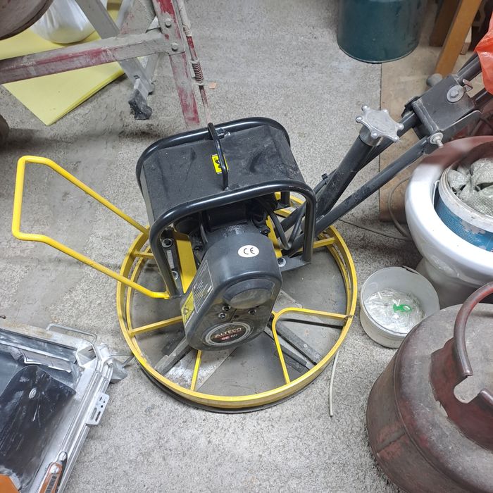 Затирочная машина для стяжки