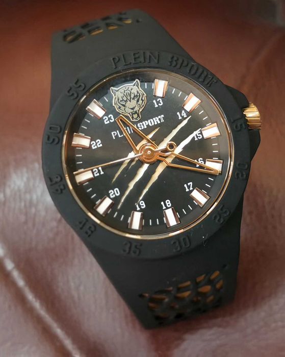 часовник  Philipp Plein