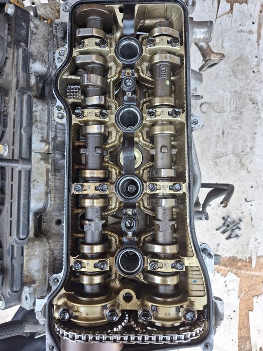 Продаётся двигатель на Тойота Авенсис