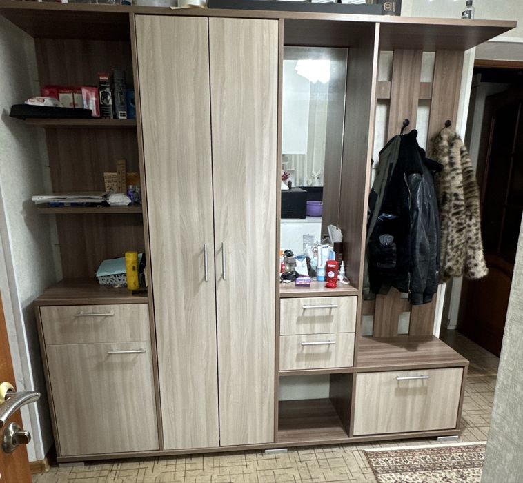 Срочно продам прихожую