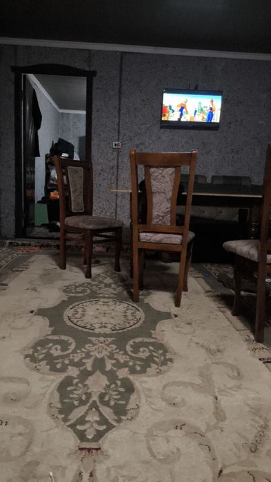 Андижон янги машина бозор тепасида катежлар охирида ховли уй сотилади