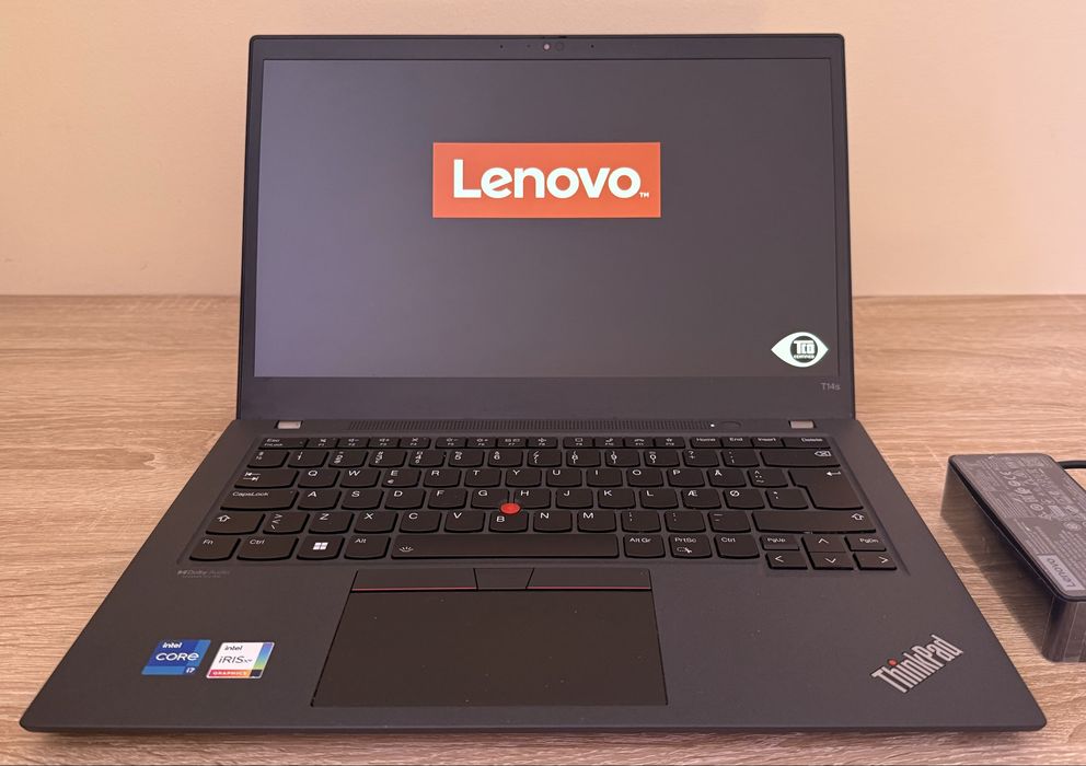 Lenovo Thinkpad T14s Gen2 CA NOU ! i7 16GB Touch ! SiM LTE 4G !