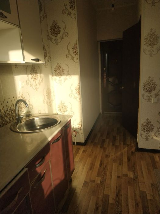 Аренда Буюук ипак йули М. 1/4/4 300