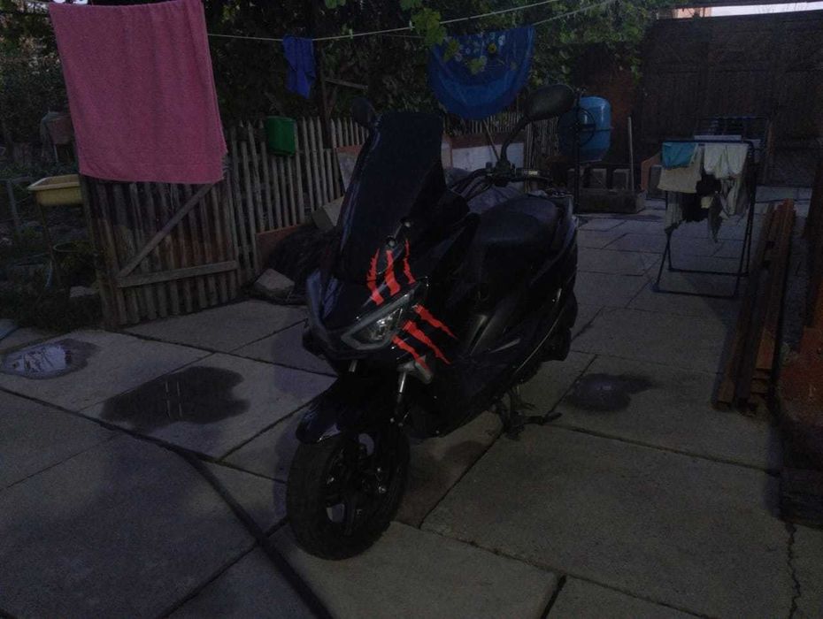 Продаю мопед макси