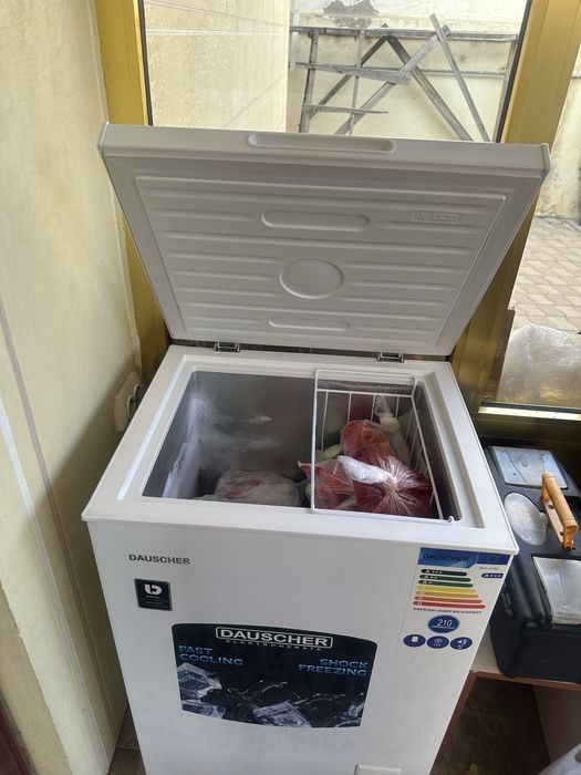 Продается морозильник