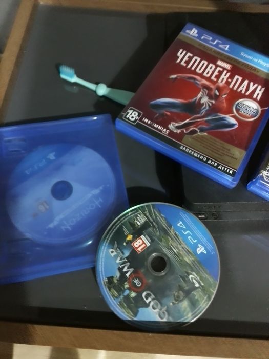 Пс 4 слим 500 гб + 6игр
