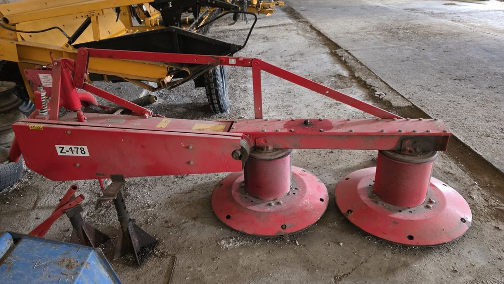 Трактор ЮМЗ, косилки