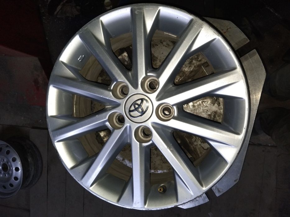 Диски на Toyota R16