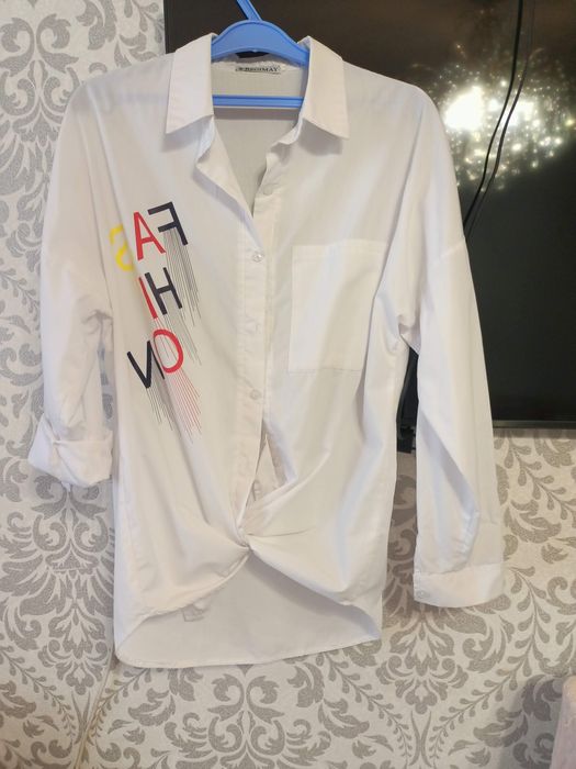 Женская рубажка белая