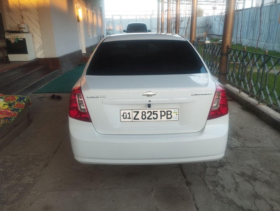 Продаётся ЛАСЕТТИ 18