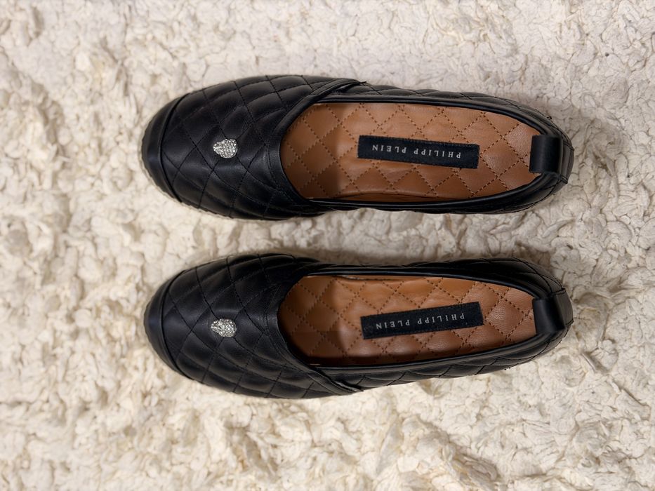 Чехли Зара червени и Philipp Plein