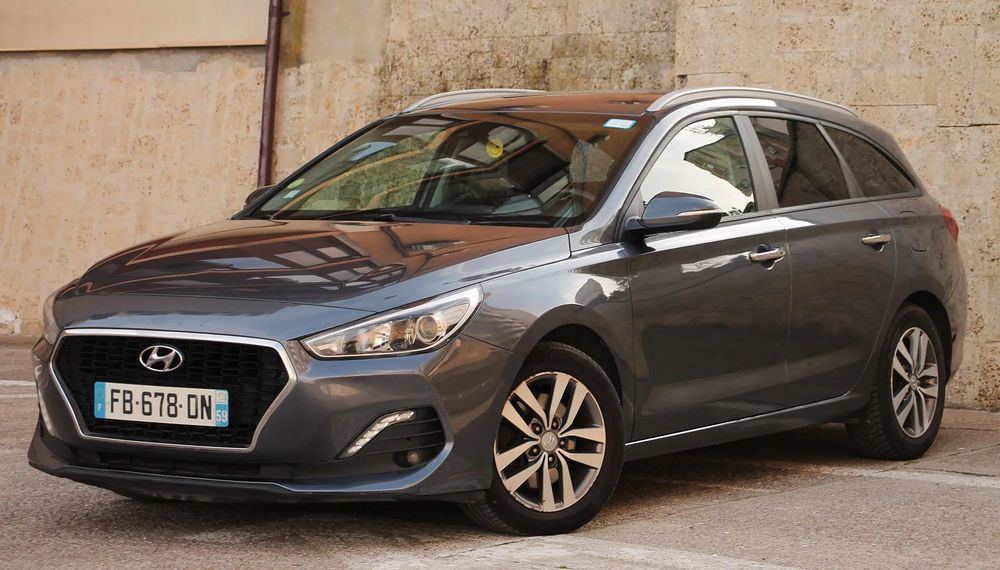 Hyundai I30 1.6Crdi.MildHibrid*6+1Trepte*Asistenta Fata*LaneAssit*KeyLess*Camera