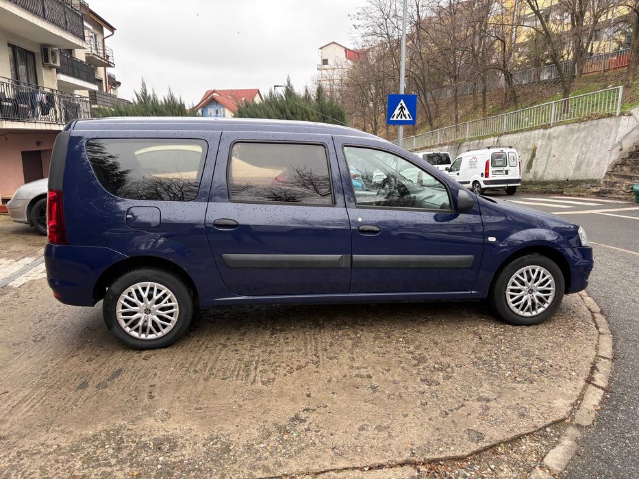 Dacia Logan MCV. Laureate