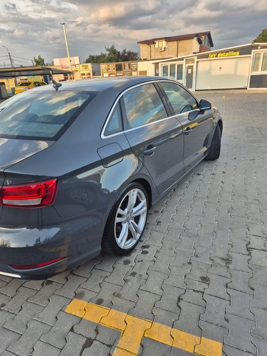Audi A3 S-Line - Limousine