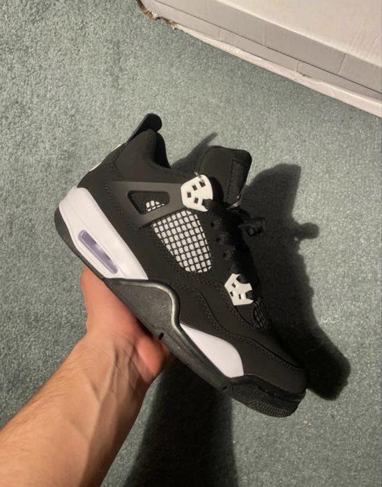 Jordan 4 Retro Black White Marimea 38, 39
