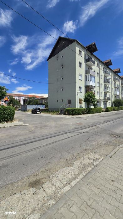 Două apartamente, o singură oportunitate!