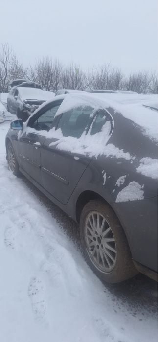 Dezmembrez renault laguna 2008