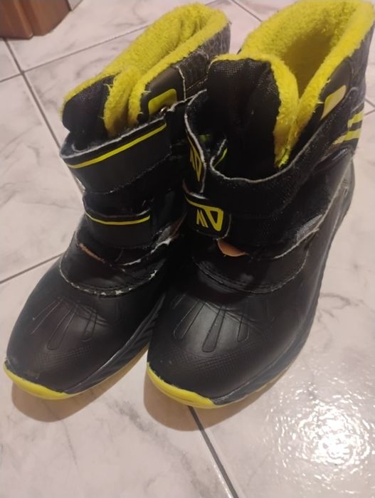 Детски топли гумени ботуши + подарък втори чифт.