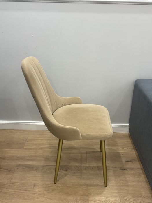 Стулья для гостей