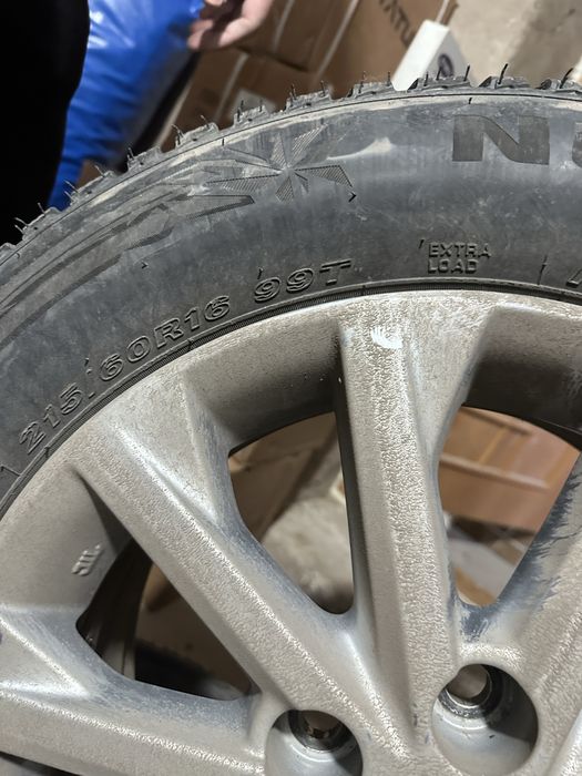 Оригинальные диски камри с комплектом зимних