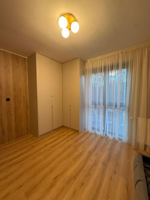 Дава се под наем Тристаен апартамент в София, Красно село - 97 кв.м за 1250 € - Снимка #7