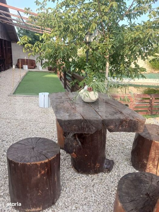 Vila 3 Ha Teren Cu Afacere In Conservare
