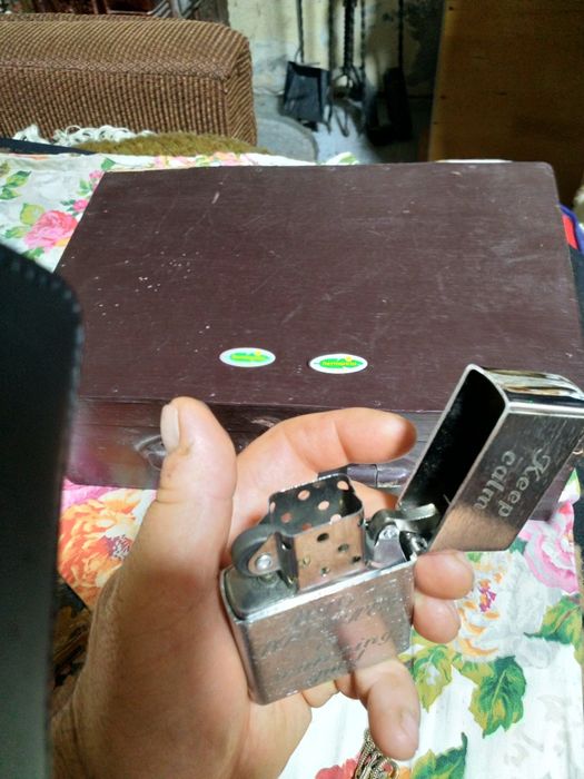 Bricheta pe benzina .