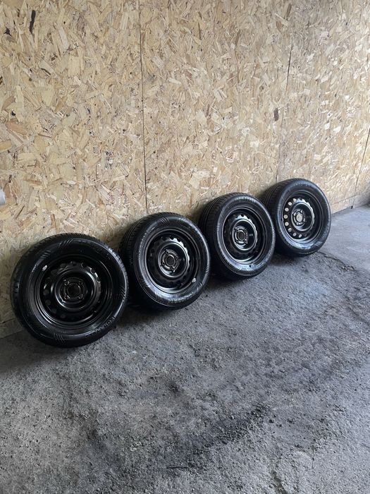 Комплект новых колес