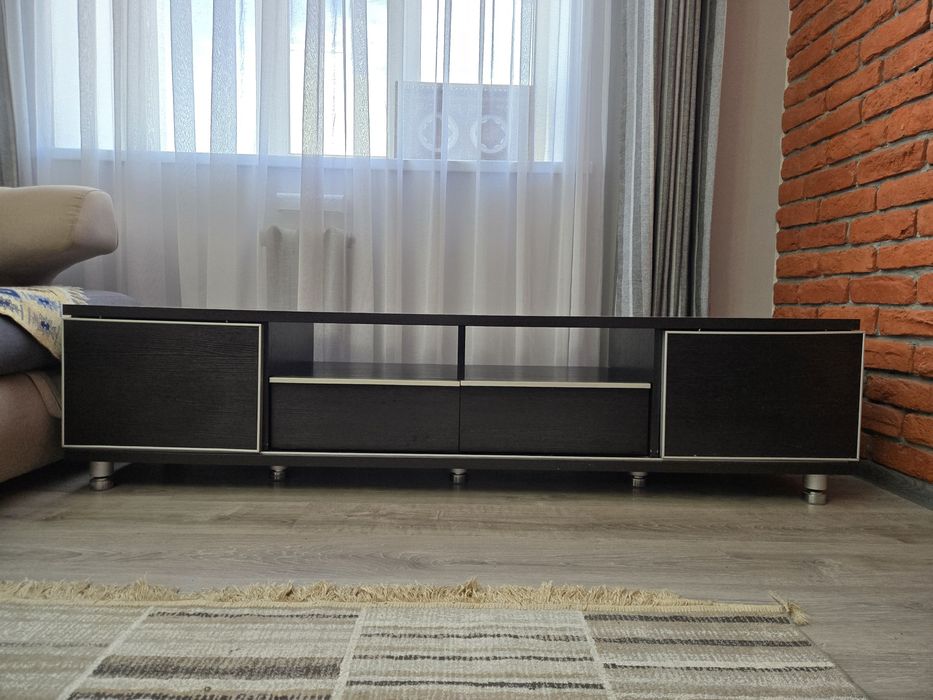 Тумба под телевизор