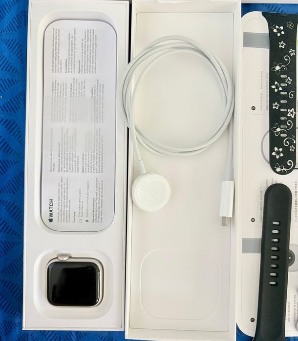 Apple watch SE 2025 Silver 40 mm