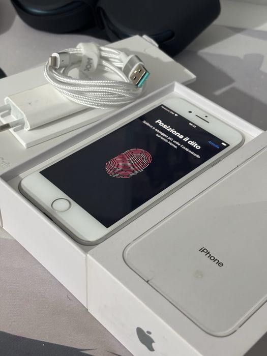Iphone 8 ca NOU 256 GB