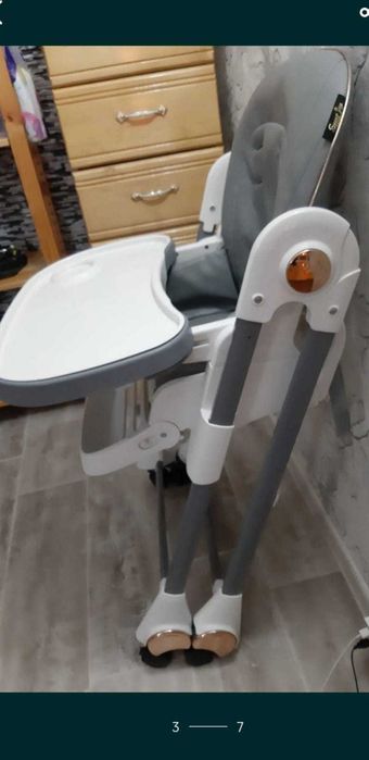 Продам стульчик для кормления