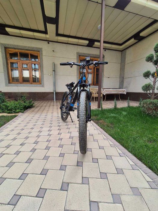 Nomi: velik brendi: vue 007 razmer:27