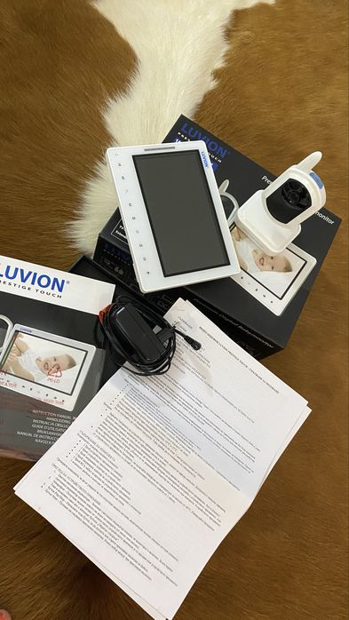 Видеокамера бебефон LUVION Prestige