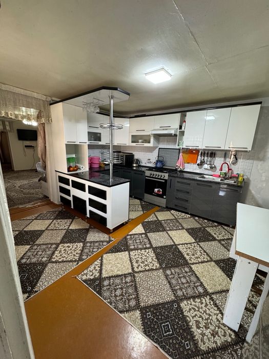 Ховли уй сотилади 6 сотик