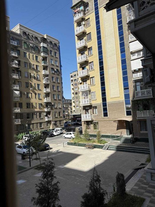 Ijaraga qizlar uchun Grenhausdan dom