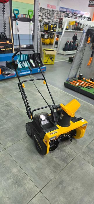 Сенгоуборочная машина, снегоуборщик