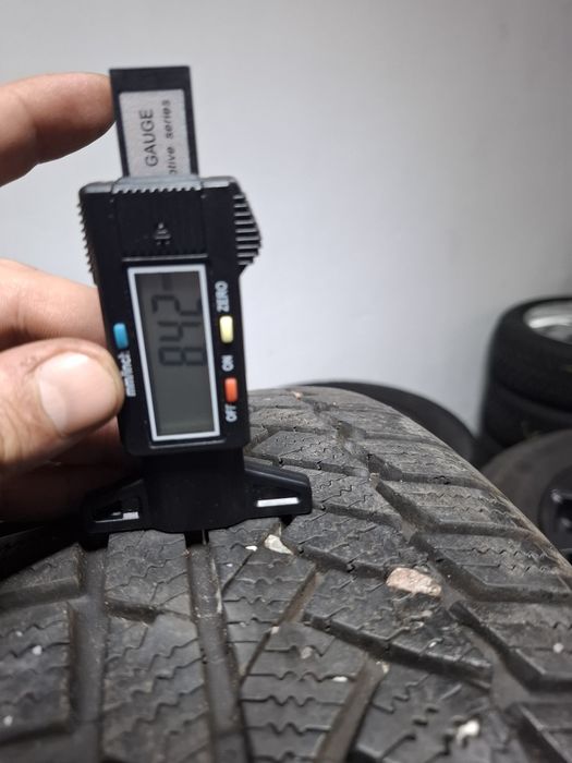 Set 4 anvelope iarna continental 205 60 16