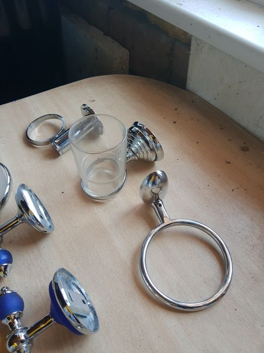 Аксесоари за баня.