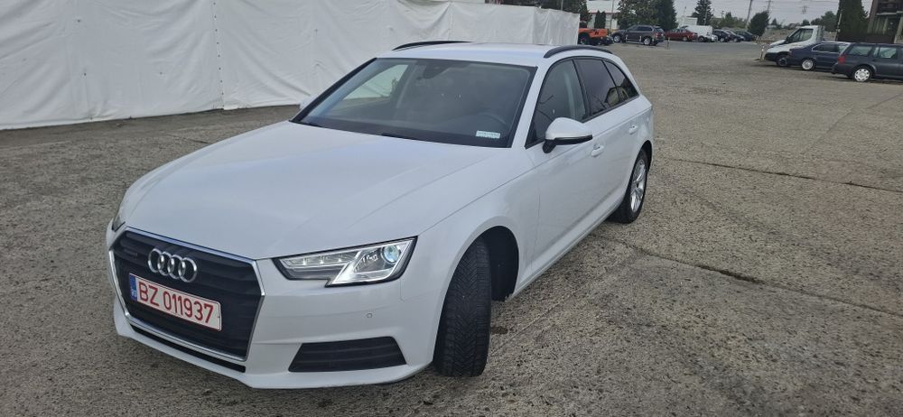 Audi A4 avant quattro manual