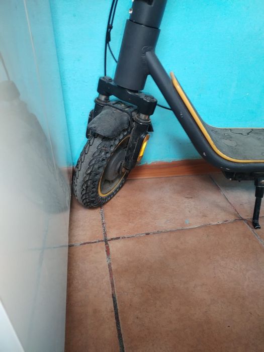 Trotinete și biciclete electrice