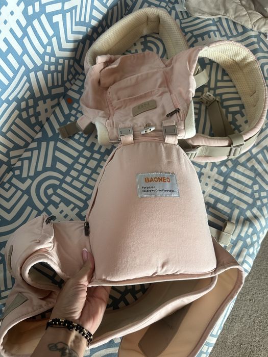Marsupiu ergonomic