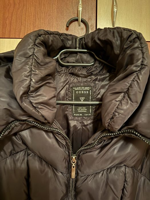 Guess яке черно гъши пух XS оригинално