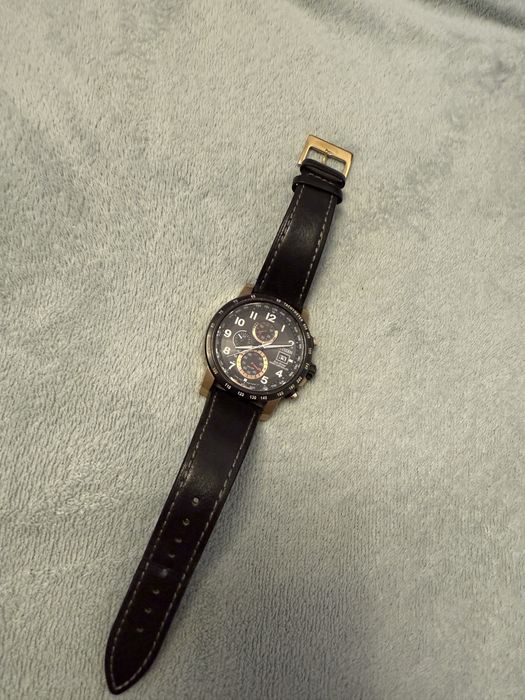 Citizen eco drive radio controled