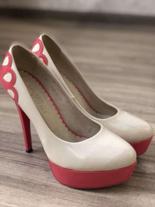 Туфли женские