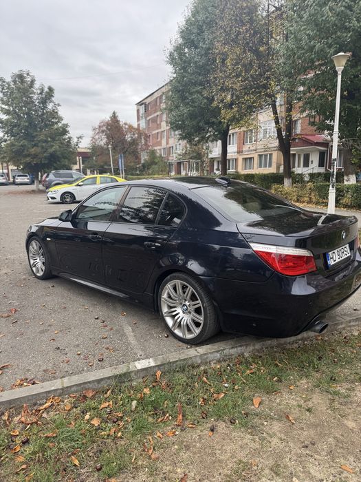 BMW 5 Series 2010 — imagine 3