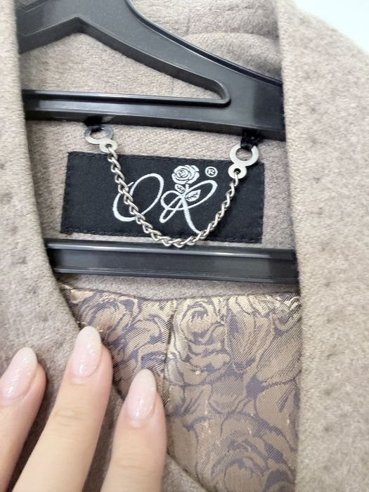 Продам женское пальто